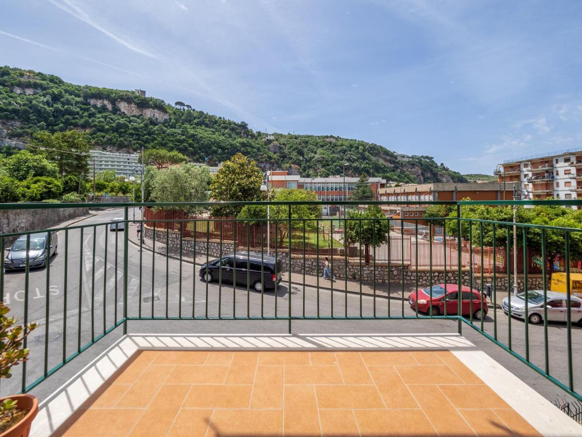 Marea Suite - De Vivo Realty Сорренто Экстерьер фото